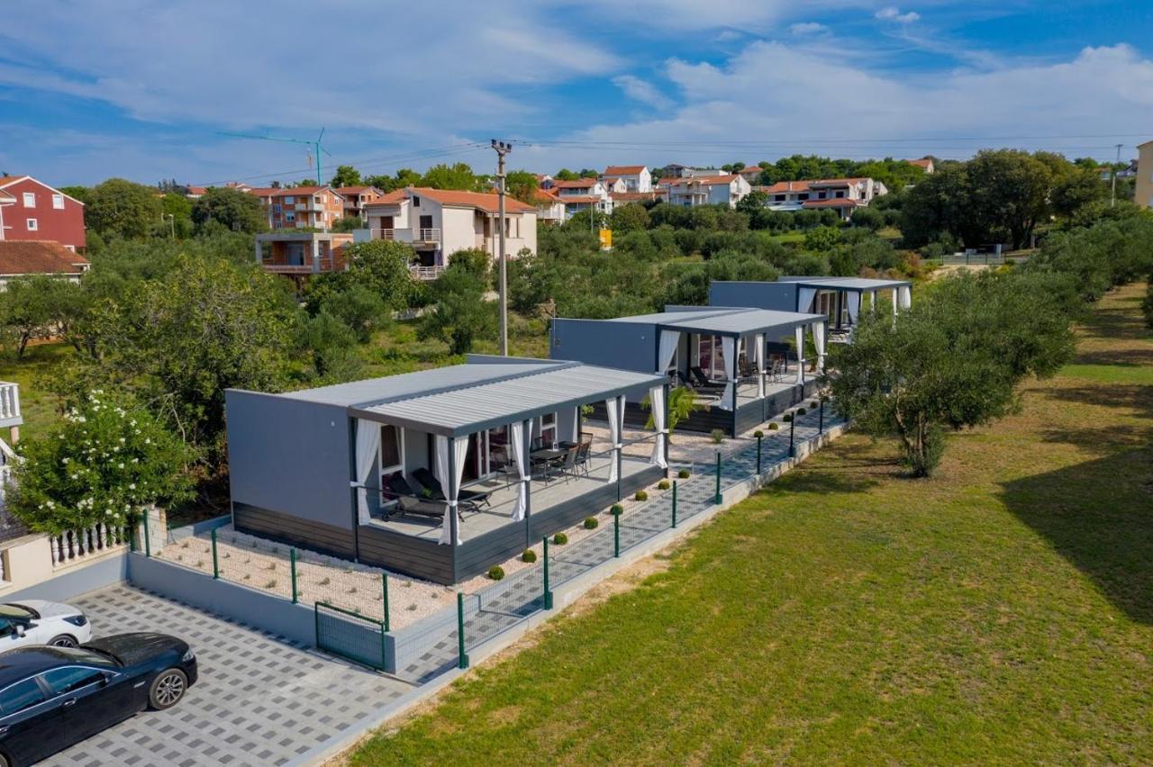 Adriatic Mobile Homes Sveti Filip i Jakov Exterior foto